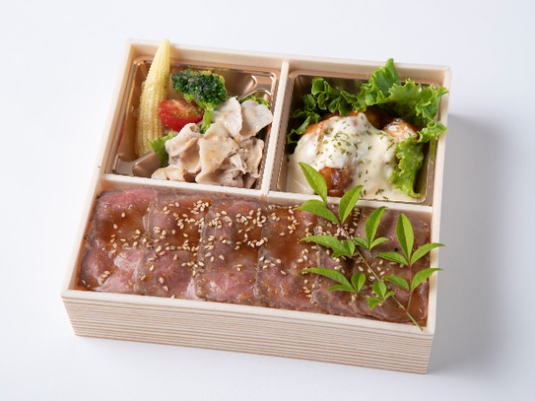 特製チキン南蛮＆ローストビーフ重御膳