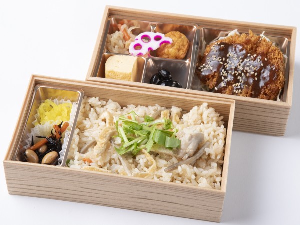 味噌カツと炊き込みご飯の贅沢御膳