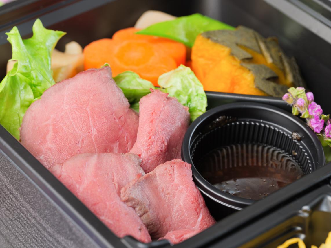 ～華～鰻と海老と帆立の三彩チラシ飯と国産黒毛牛ステーキの三段御膳