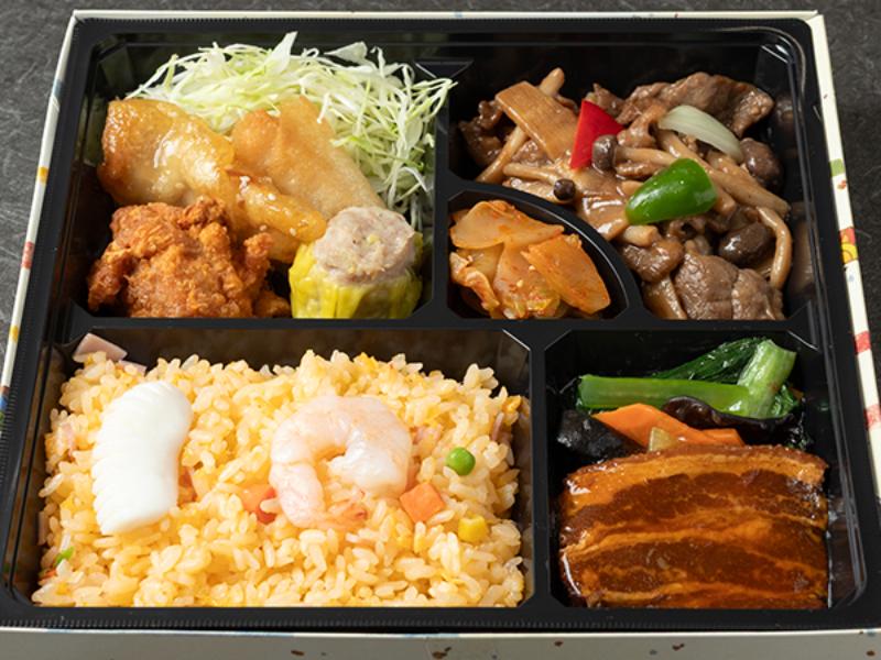 【贅沢】牛肉黒胡椒炒めと豚の角煮　中華点心セット