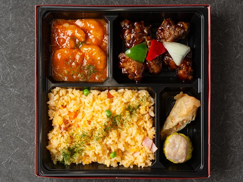 黒酢酢豚とエビチリの得得弁当