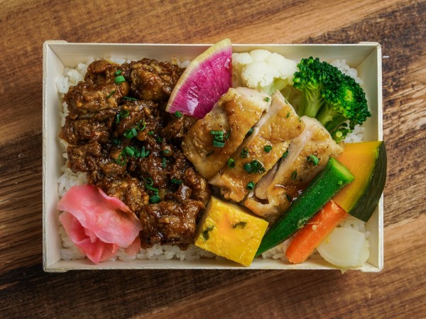 【香味】若鶏としぐれ煮弁当