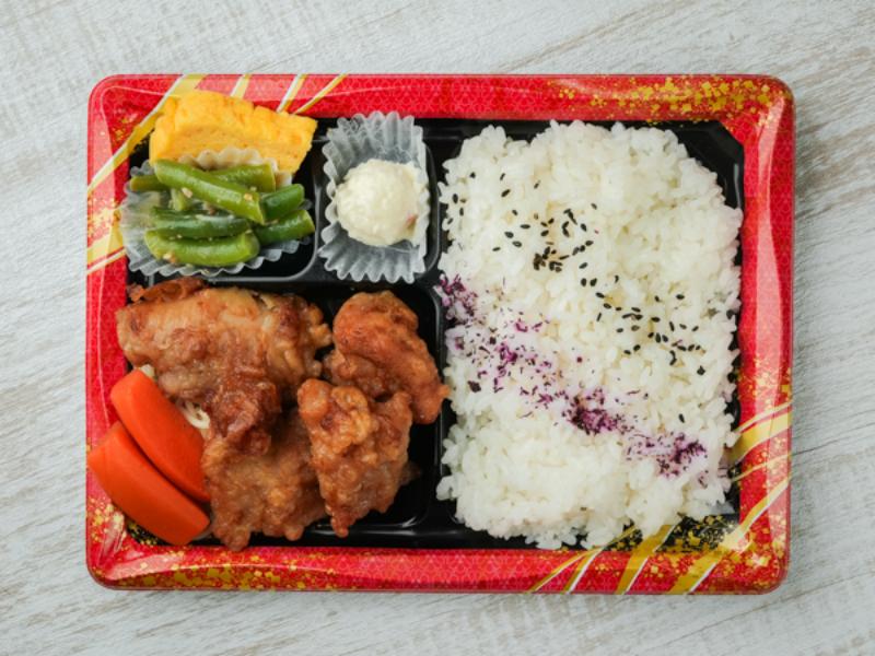 唐揚げ弁当