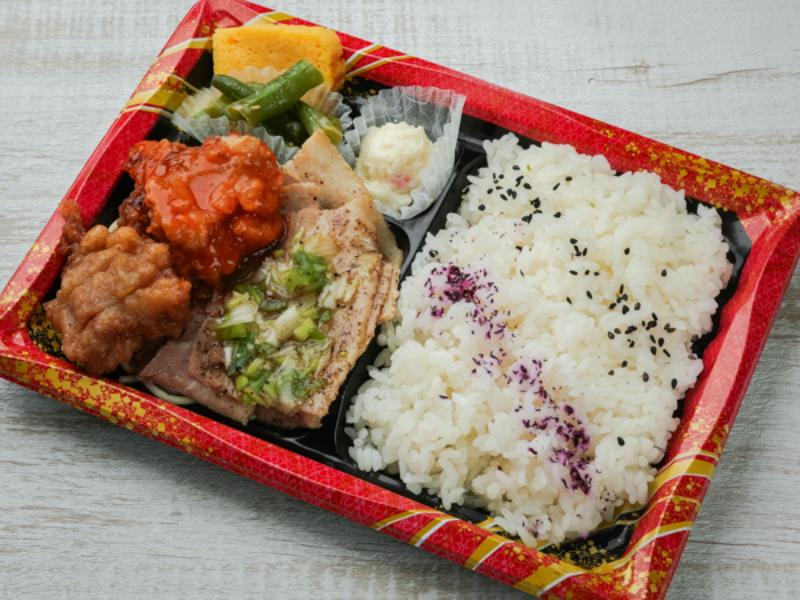 豚カルビ＆チリ・南蛮弁当