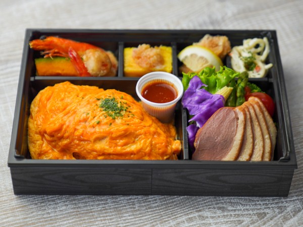 洋風オムライス＆鴨肉幕の内御膳