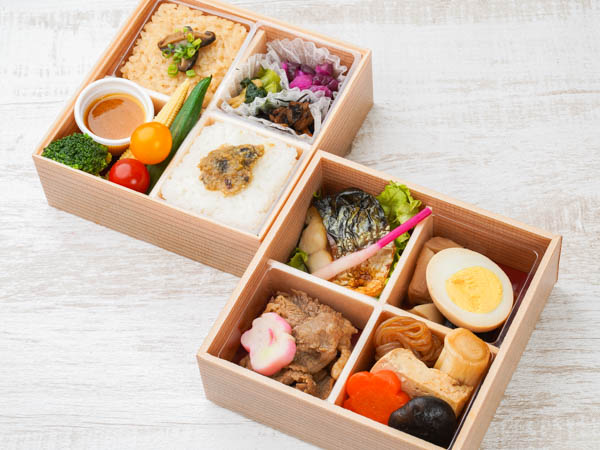 山形牛すき焼きとサバ塩焼き御膳