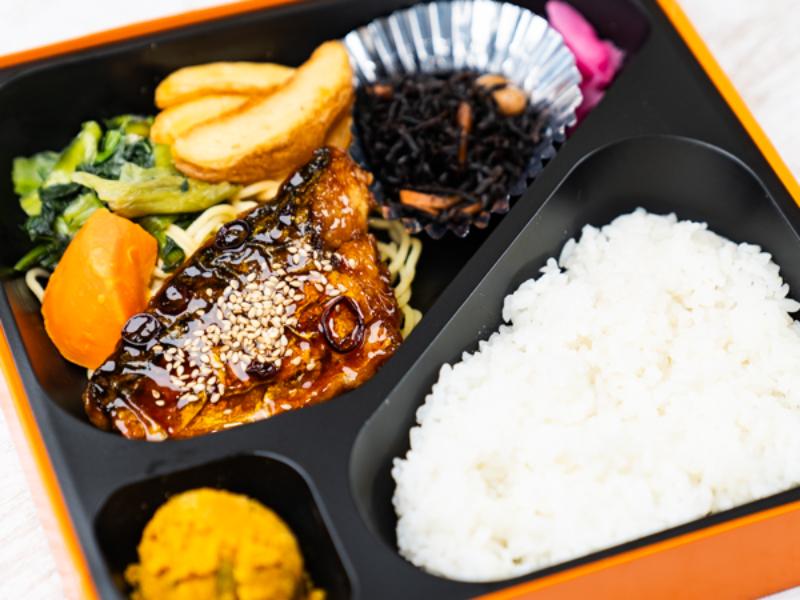 さばの蒲焼き風 ボリューム弁当