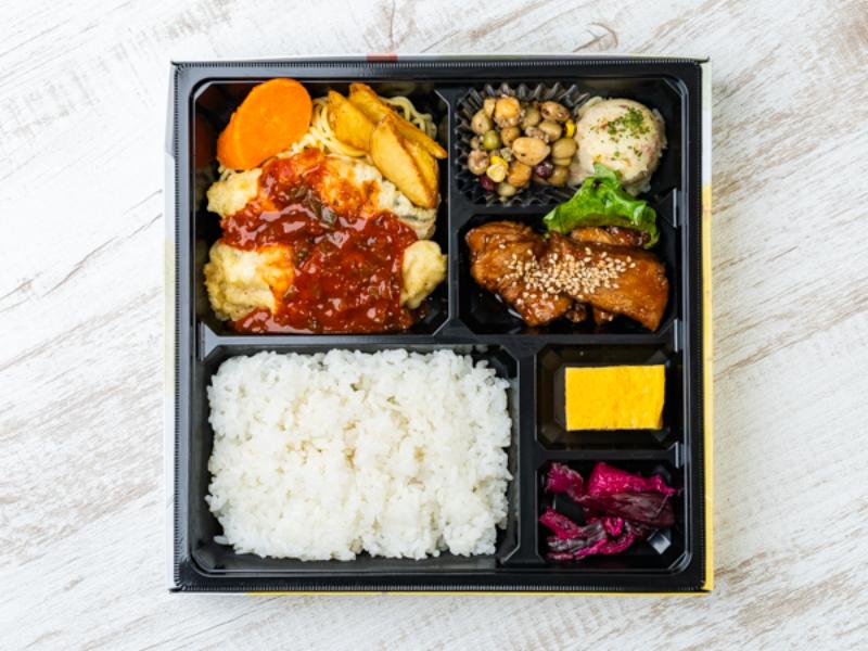 白身魚のフリッターサルサソース 贅沢弁当