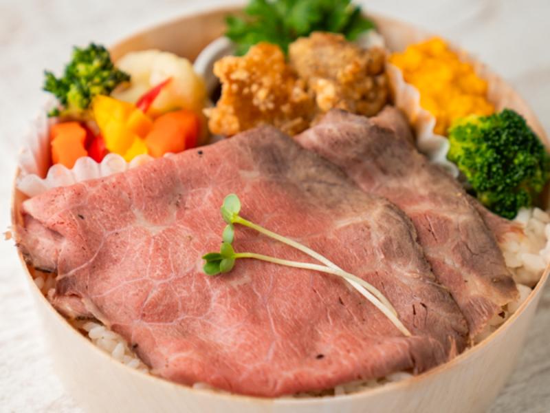 ヘルシー彩ローストビーフ円満弁当