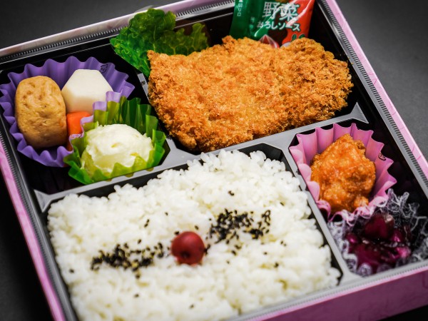 とんかつ弁当DX（おろしソース）