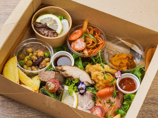 【お1人様オードブル】華やかBOX～ハラミ～