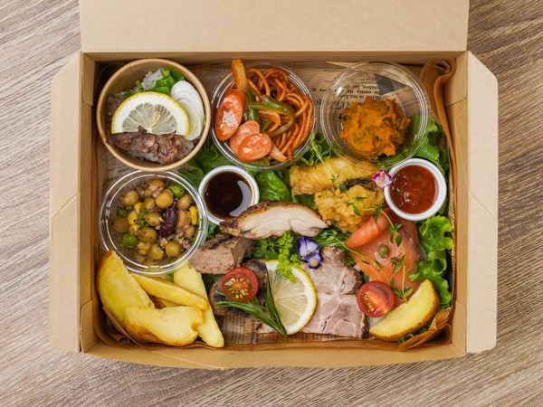 【お1人様オードブル】華やかBOX～ハラミ～