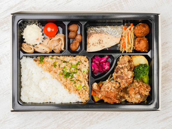 満満唐揚げ弁当