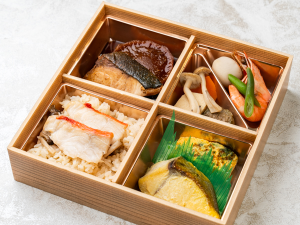 【500mlペット茶付き】金目鯛飯とぶり大根弁当（銀ヒラス西京焼き&煮物）