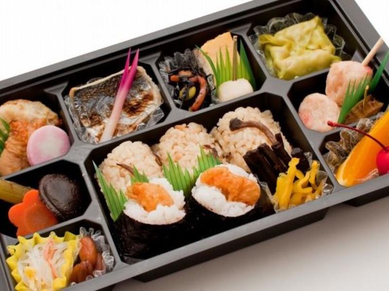 味ごろも（天むす・炊込みご飯）