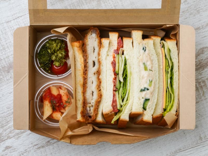 至福のMIX！ロースカツ＆トマト＆ハムチーズ＆ツナ