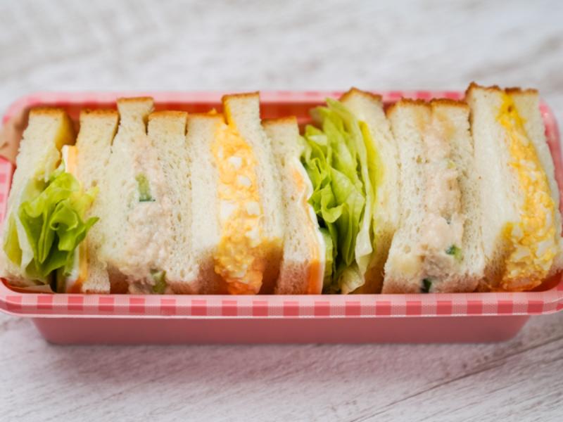 みんな大好き！トリオサンド（チーズ・ツナ・たまご）