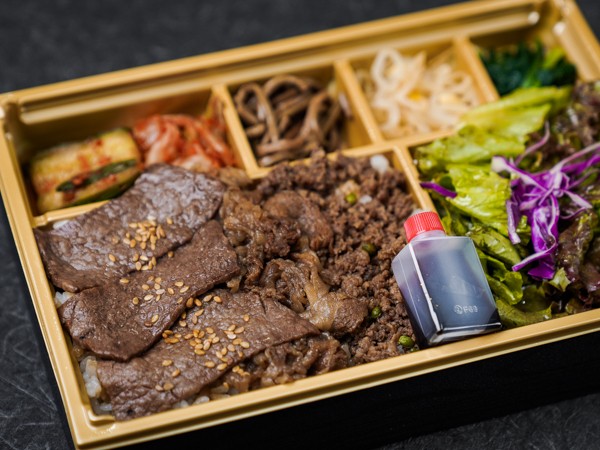 A5和牛上ロースの盛合せ焼肉弁当