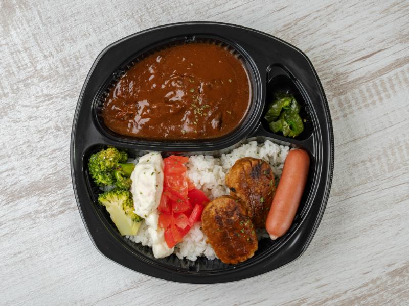 【飲む牛スジ煮込みハヤシ】自家製デミソースのハンバーグ