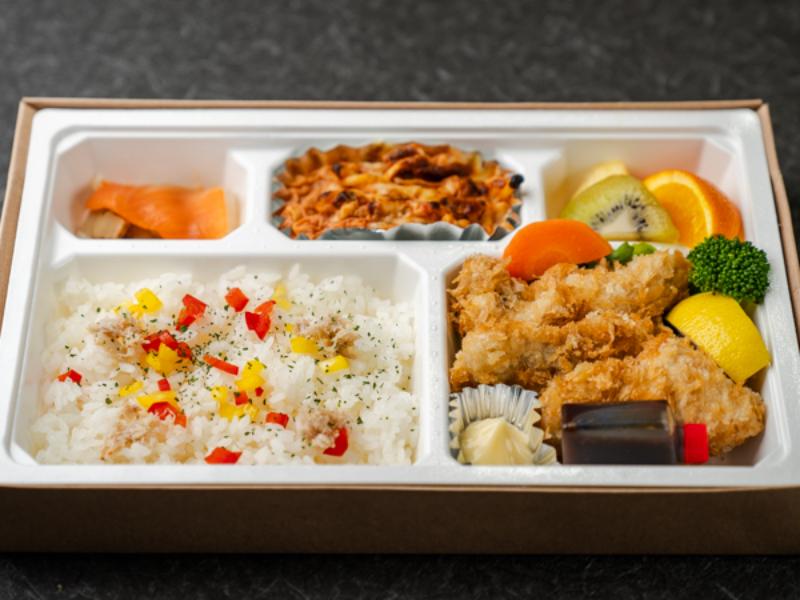 ウィーン風チキンカツレツ(水郷どり)withバターライス