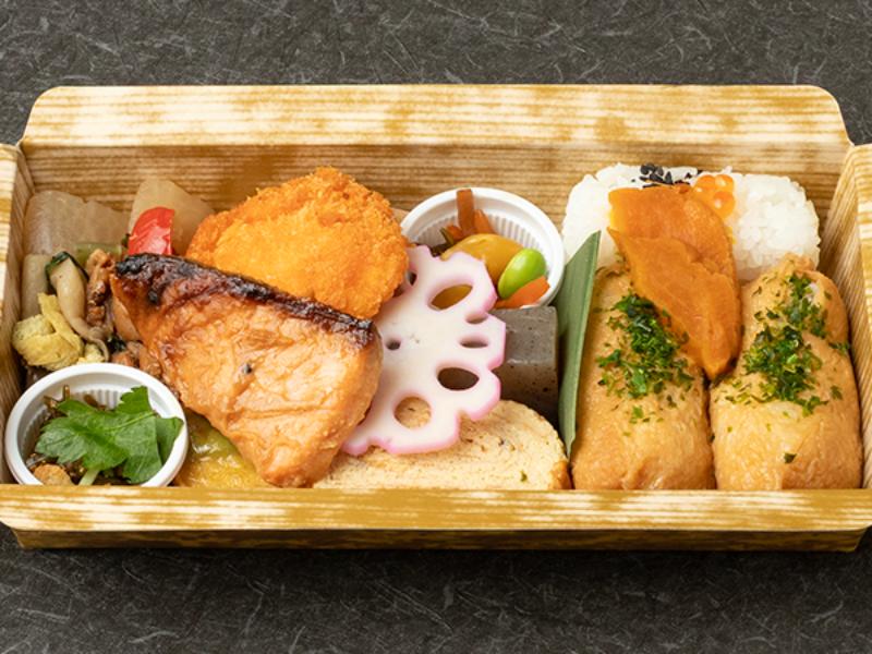 香ばし秋鮭とサクぷり海老カツの秋味御膳