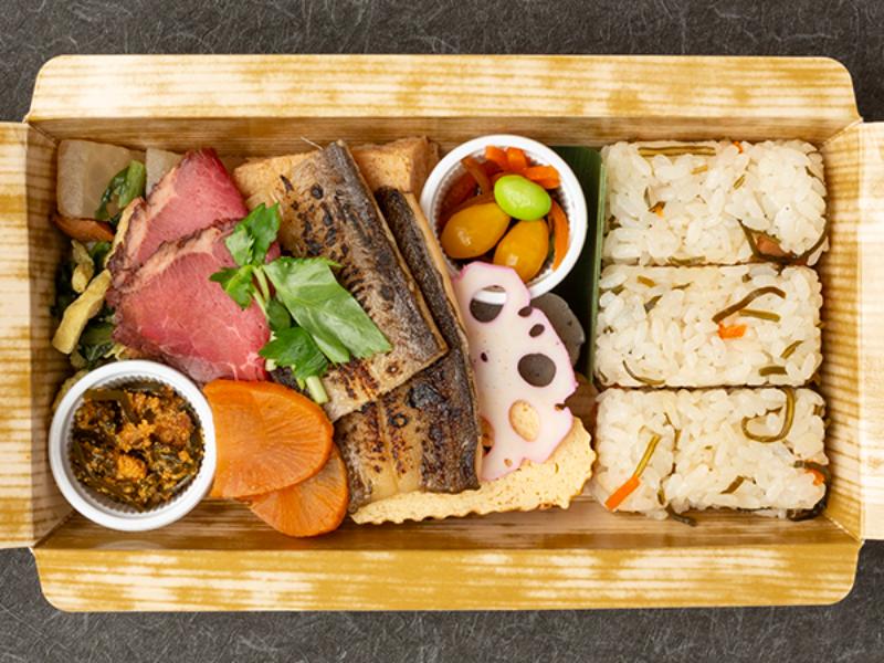 口どけ煮穴子と旨味したたるローストビーフ御膳