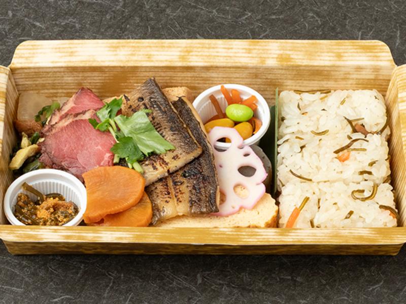 口どけ煮穴子と旨味したたるローストビーフ御膳