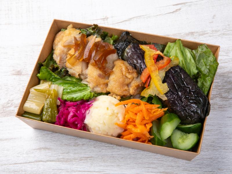 国産鶏ももグリル 和風玉ねぎソースと7種の彩り副菜弁当