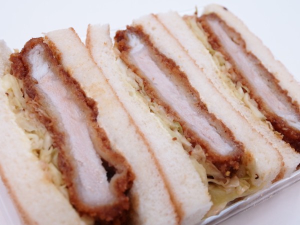 ヨシカミ ロースカツサンド