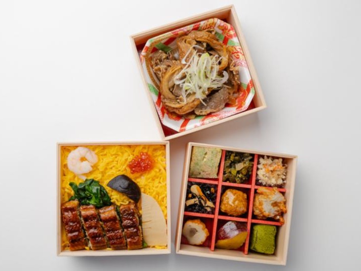 鰻ちらし寿司と彩り9升の三段弁当