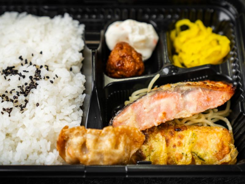 鮭西京焼弁当