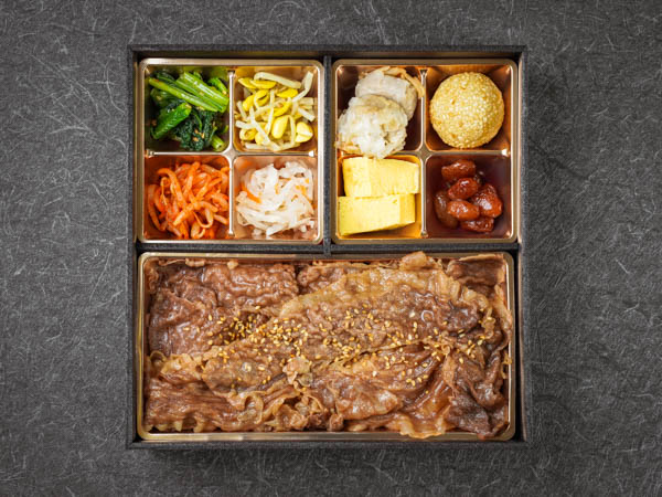 黒毛和牛双天弁当