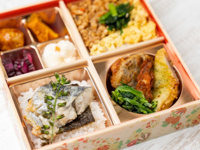 サワラの西京焼きと3色御膳