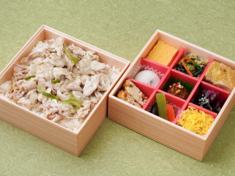 楓二段〜自家製ネギ塩焼き豚〜