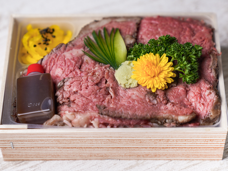 国産牛のローストビーフ重