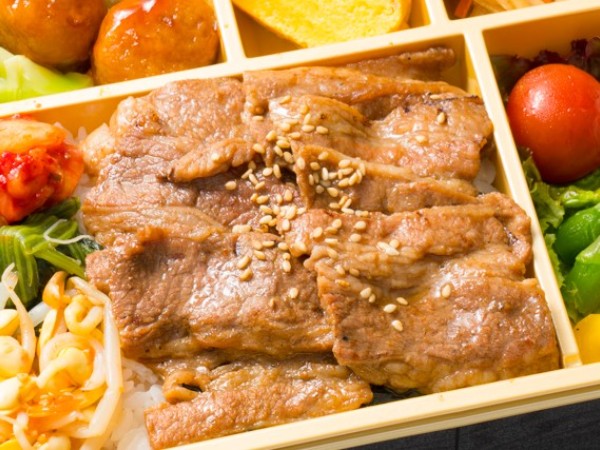 炭火焼牛カルビ弁当