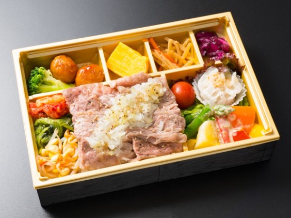 炭火焼ネギ塩牛カルビ弁当