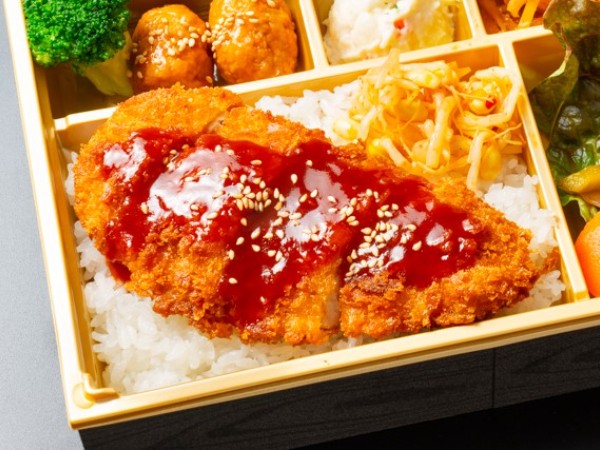 お肉屋さんのとんかつ弁当