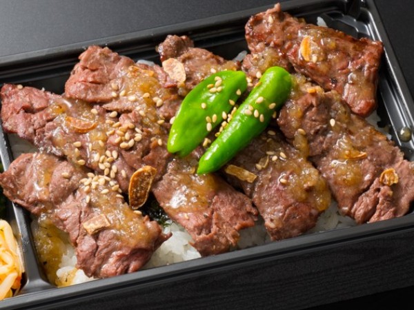 炭火焼牛ハラミ重