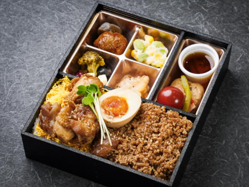 比内地鶏の鶏めし弁当