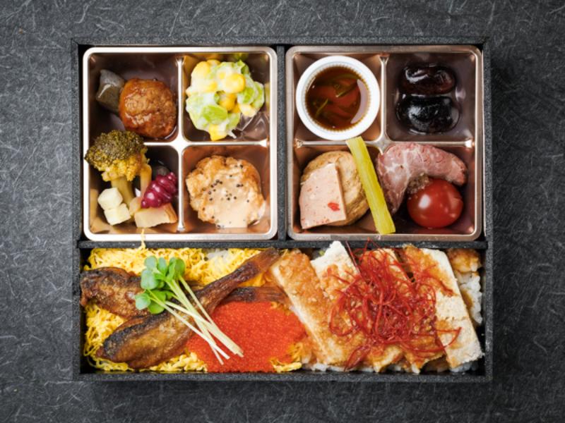 秋田八幡平ポークの味噌焼きとハタハタ唐揚げの宝石弁当