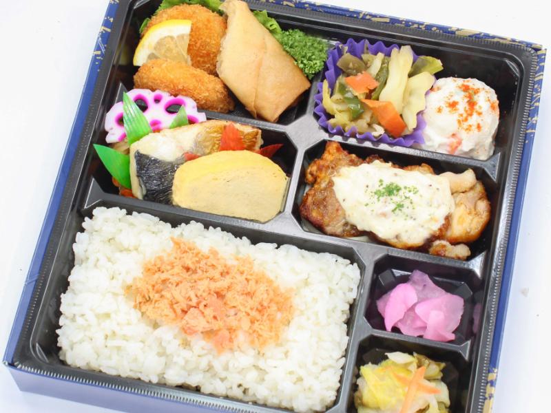 Ｎｏ．126 チキン南蛮と焼き魚弁当