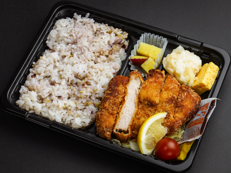 三元豚のロースカツ弁当