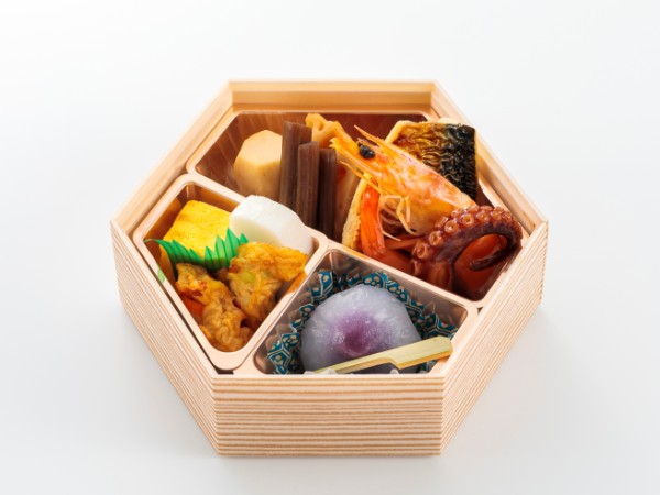 石楠花 ーしゃくなげー3種のご飯と3種のお肉、豪華三段重