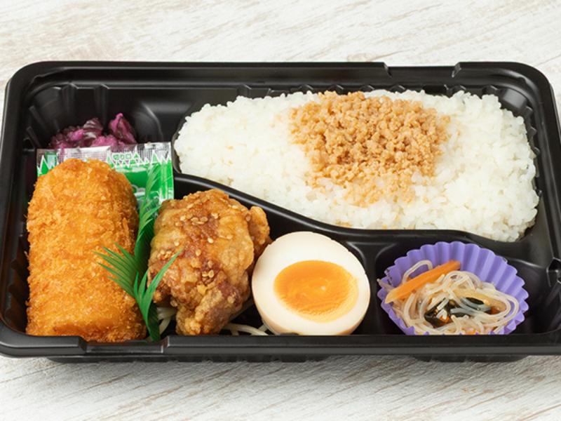 カニクリームコロッケ×とりから弁当