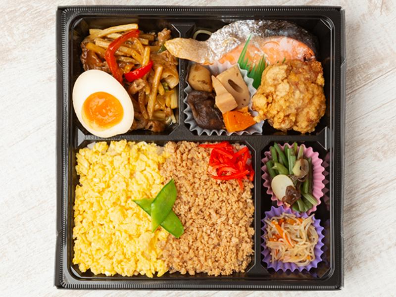 【幕の内】チンジャオロース×鮭の塩焼き弁当