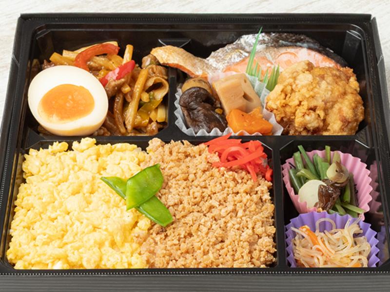 【幕の内】チンジャオロース×鮭の塩焼き弁当