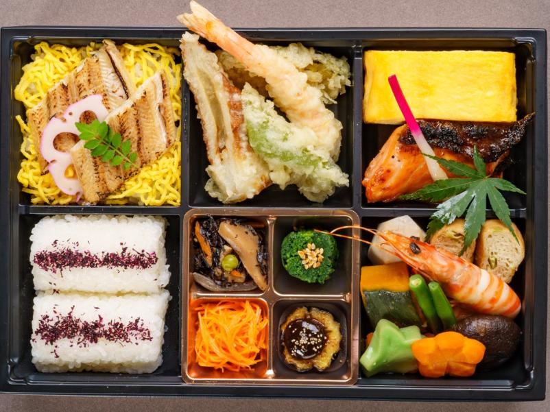 会席弁当　梅