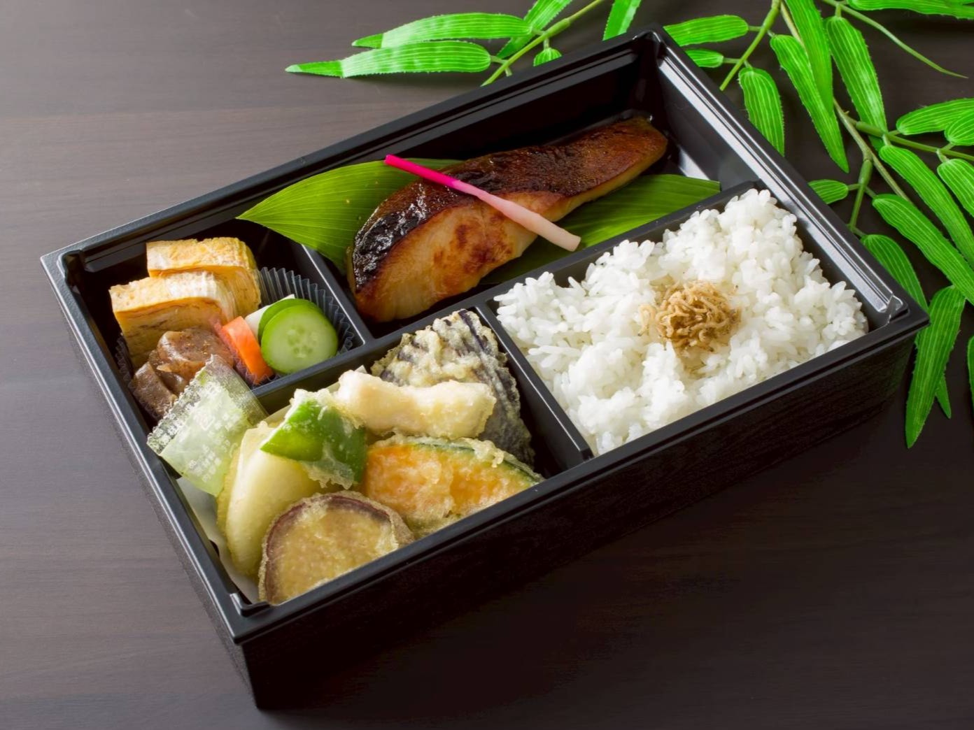 銀鱈西京焼き弁当