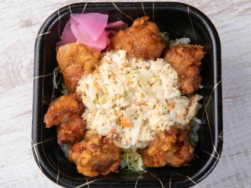 タルタル唐揚げ丼